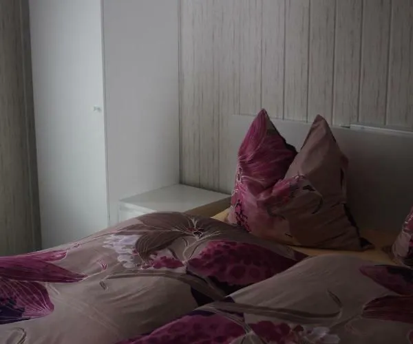 Haus Cerny Апартаменты *